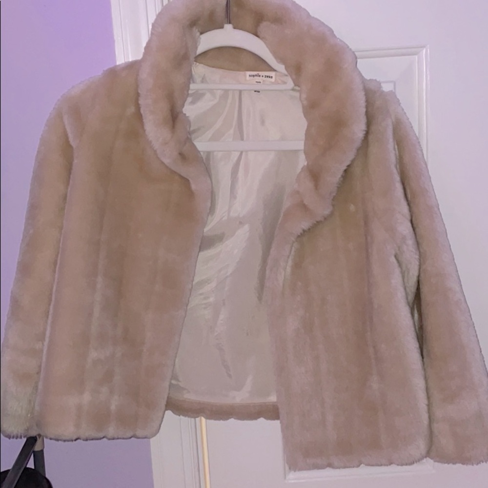 Cropped fur coat
